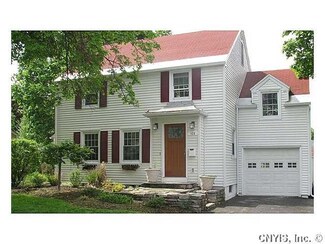 124 Orvilton Dr, Syracuse, NY 13214