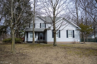 7677 Lucretia Ct, Mentor, OH 44060