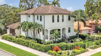 101 Bandera Way NE, Saint Petersburg, FL 33704