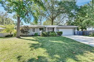 9710 Kessler St, Overland Park, KS 66212
