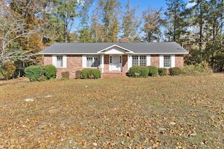 1942 Longwood Dr, Orangeburg, SC 29118