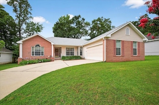 2419 Basswood Ln, Tallahassee, FL 32308
