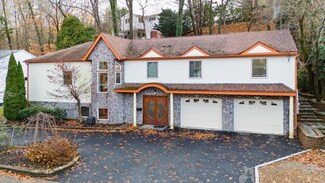 121 Hartman Rd, Newton Center, MA 02459