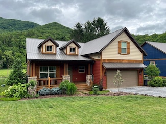 49 S Sundrops Trail, Cullowhee, NC 28723