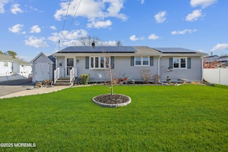 501 Rose St, Lakehurst, NJ 08733