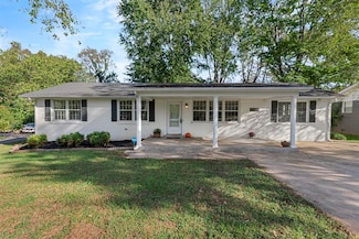 1106 Cheyenne Dr, Bowling Green, KY 42104