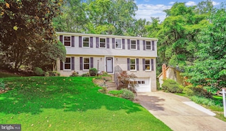 15894 Northgate Dr, Dumfries, VA 22025