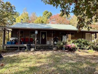 33 Pine Rd, Spring City, TN 37381
