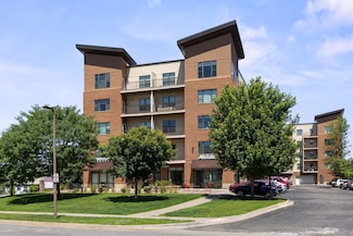 1155 Ford Rd Unit 513, Saint Louis Park, MN 55426