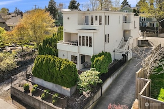 517 20th Ave, Seattle, WA 98122