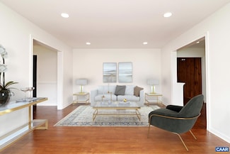 909 Ridge St Unit A, Charlottesville, VA 22902