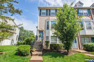 685 Plum Terrace, Mahwah, NJ 07430