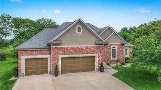 913 Birchwood Dr, Raymore, MO 64083