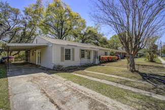 4329 Spur St, North Charleston, SC 29405