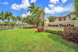 6684 Brookhurst Cir, Lake Worth, FL 33463