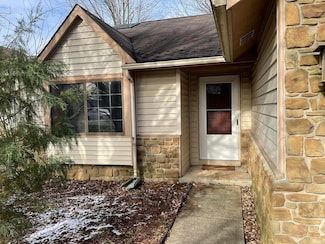 3832 W Woodmere Ct, Bloomington, IN 47403