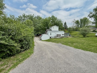 46 Lakeshore Dr, Wilmington, IL 60481