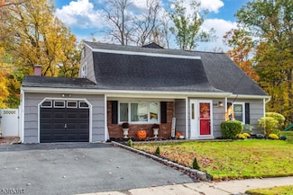 50 Clover Hill Dr, Flanders, NJ 07836