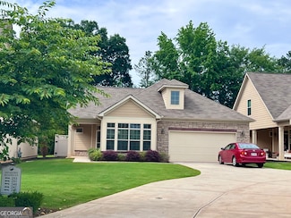 245 Fenwick Cir, McDonough, GA 30253