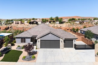 833 N Camino Pico, Washington, UT 84780