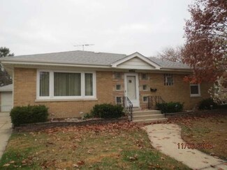 4436 Kenilworth Ave, Berwyn, IL 60402