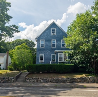 137 Central Ave Unit 1, Needham Heights, MA 02494