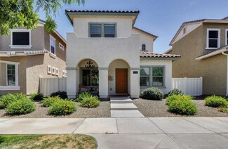 1356 S Minneola Ln, Gilbert, AZ 85296