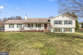 7081 Grays Mill Rd, Warrenton, VA 20187