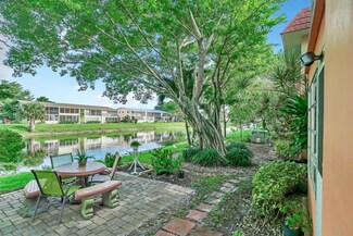 105 Oxford 100, West Palm Beach, FL 33417