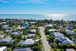 554 E Rocks Dr, Sanibel, FL 33957