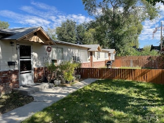 918 NW 4th St, Meridian, ID 83642