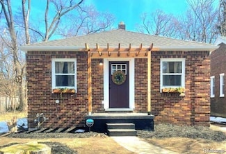 16230 Santa Rosa Dr, Detroit, MI 48221
