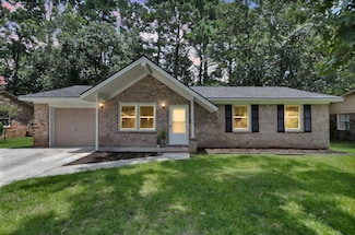 1120 Maryland Dr, Ladson, SC 29456