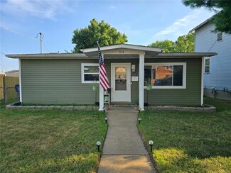 410 W Union St, Pacific, MO 63069