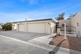 965 W Oakland St, Chandler, AZ 85225