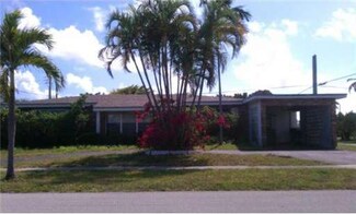1020 SE 14th St, Deerfield Beach, FL 33441