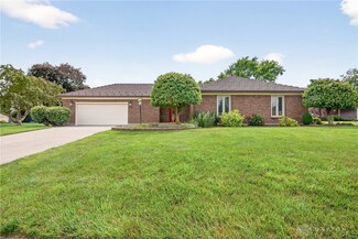 1909 Beckert Dr, Piqua, OH 45356