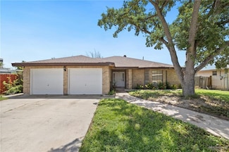 901 N Huisache St, Pharr, TX 78577