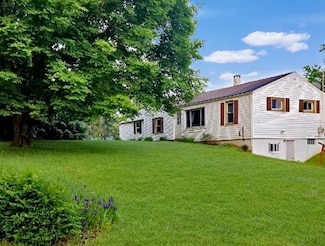 757 Springfield Church Rd, Grove City, PA 16127