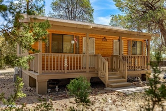 2979 Western Star Dr, Overgaard, AZ 85933