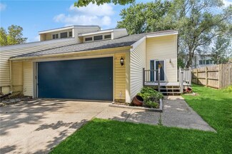 4568 50th St, Des Moines, IA 50310