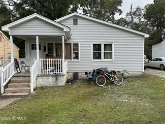 819 Dixon St, Kinston, NC 28501