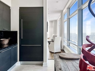 900 W Olympic Blvd Unit 44B, Los Angeles, CA 90015