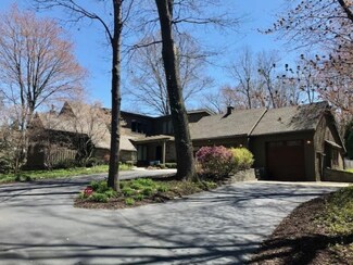 5558 Butternut Dr, West Olive, MI 49460