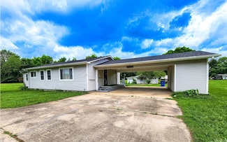 7309 Faulkner Lake Rd, North Little Rock, AR 72117