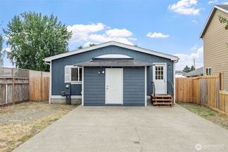 412 2nd Ave S, Algona, WA 98001