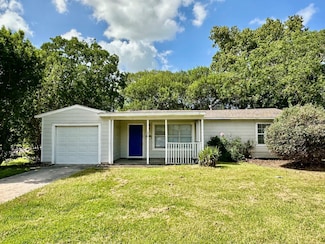 1826 Wayside Dr, Texas City, TX 77590