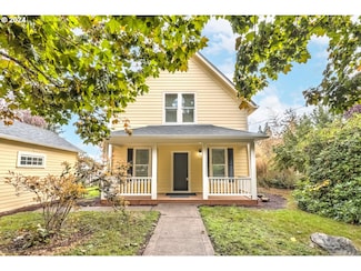 1717 Elm St, Forest Grove, OR 97116