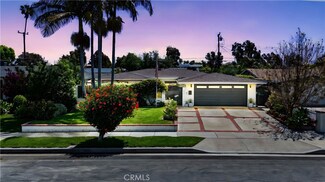2924 Royal Palm Dr, Costa Mesa, CA 92626