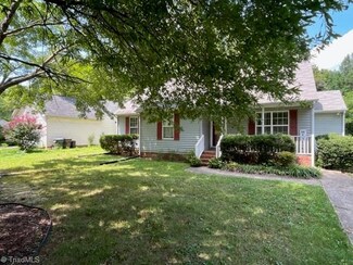 5710 Country Ln, Greensboro, NC 27410